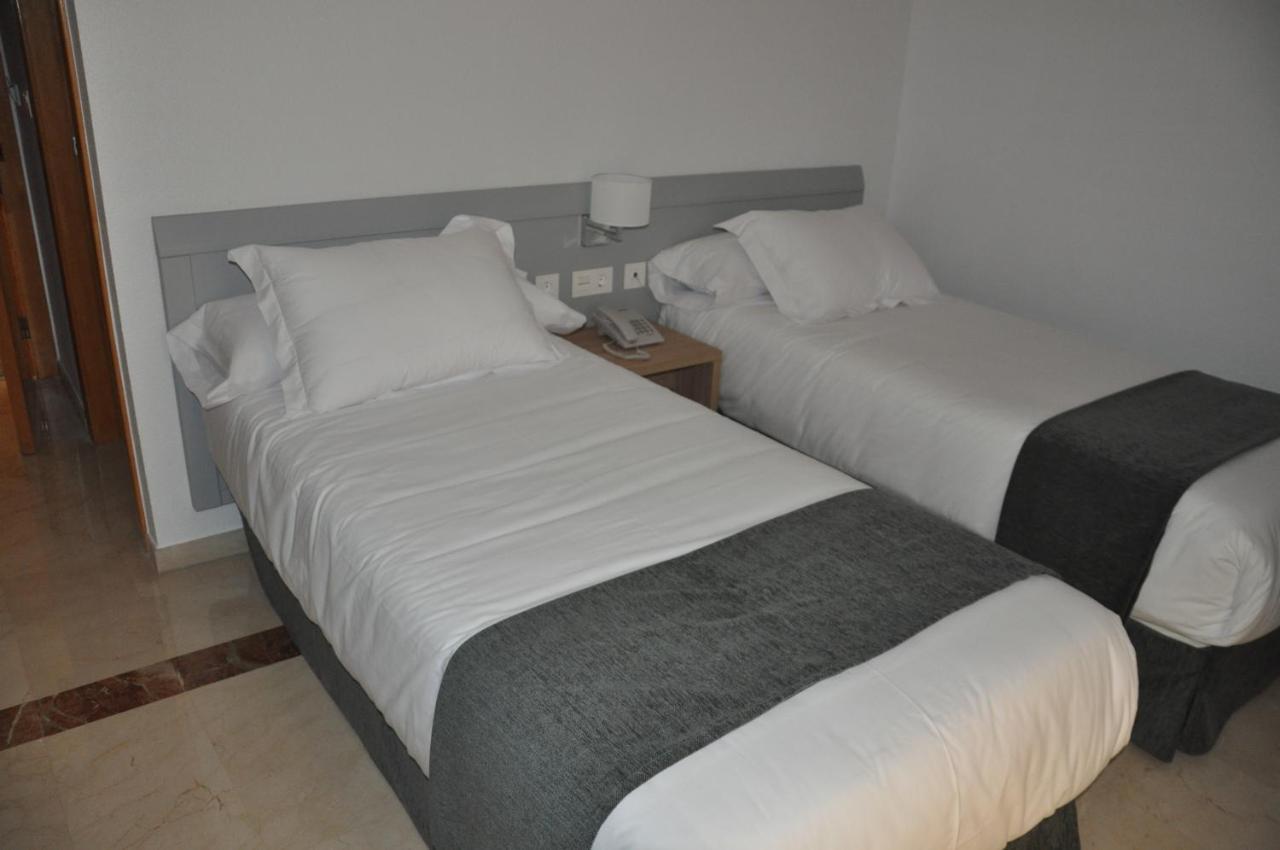 Neo Hotel Caravaca De La Cruz Exterior photo